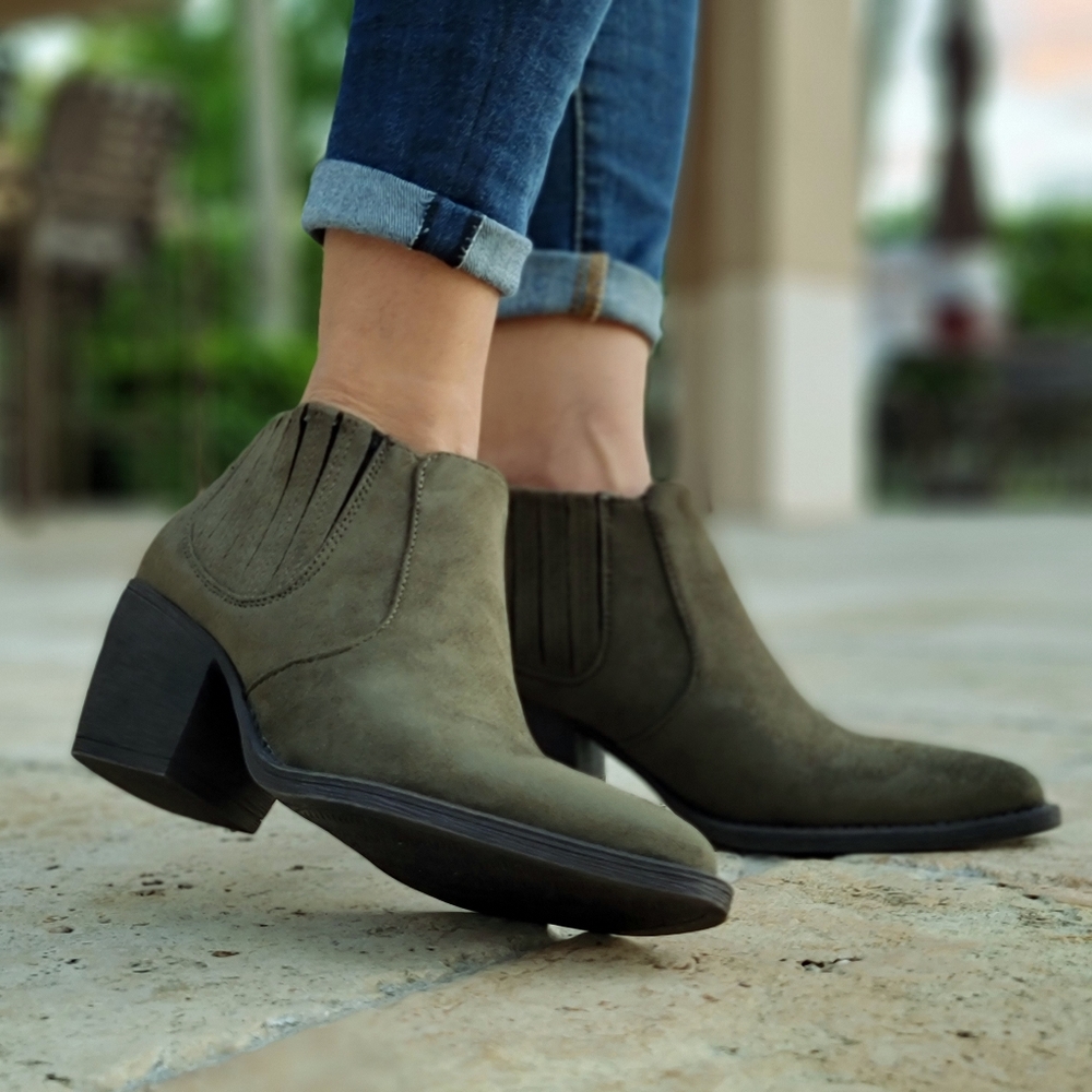 NWT!! Women's Western Ankle Bootie Low Chunky Block Heel Olive Color
